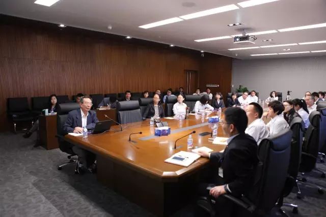 公司舉辦《固廢產(chǎn)業(yè)現(xiàn)狀與前景展望》學術講座2.jpg 公司舉辦《固廢產(chǎn)業(yè)現(xiàn)狀與前景展望》學術講座2.jpg